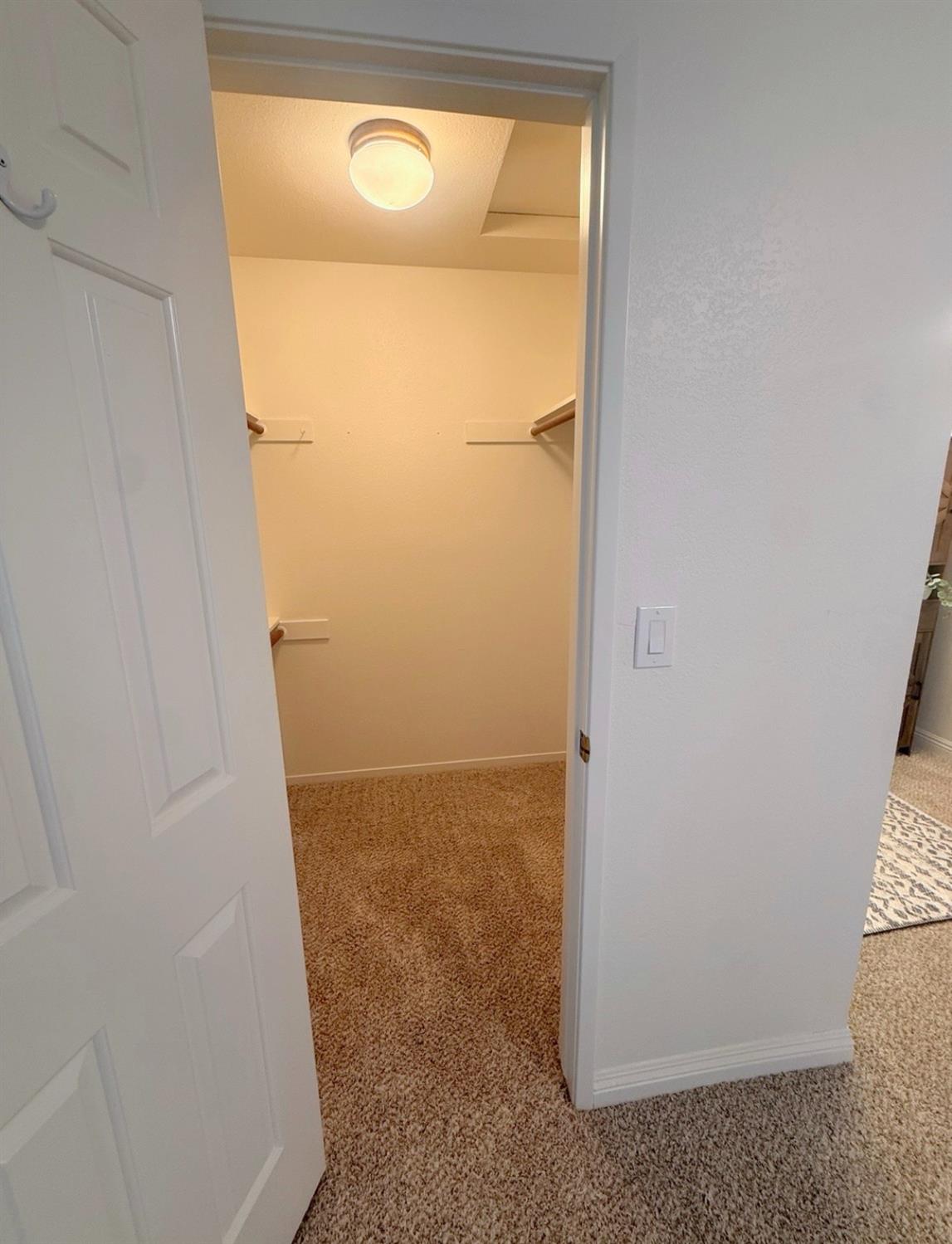 1584 Mayflower Way, Clovis, CA 93612