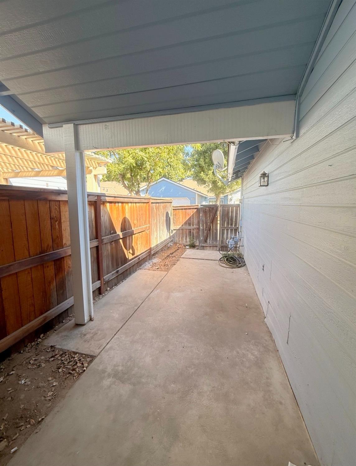 1584 Mayflower Way, Clovis, CA 93612