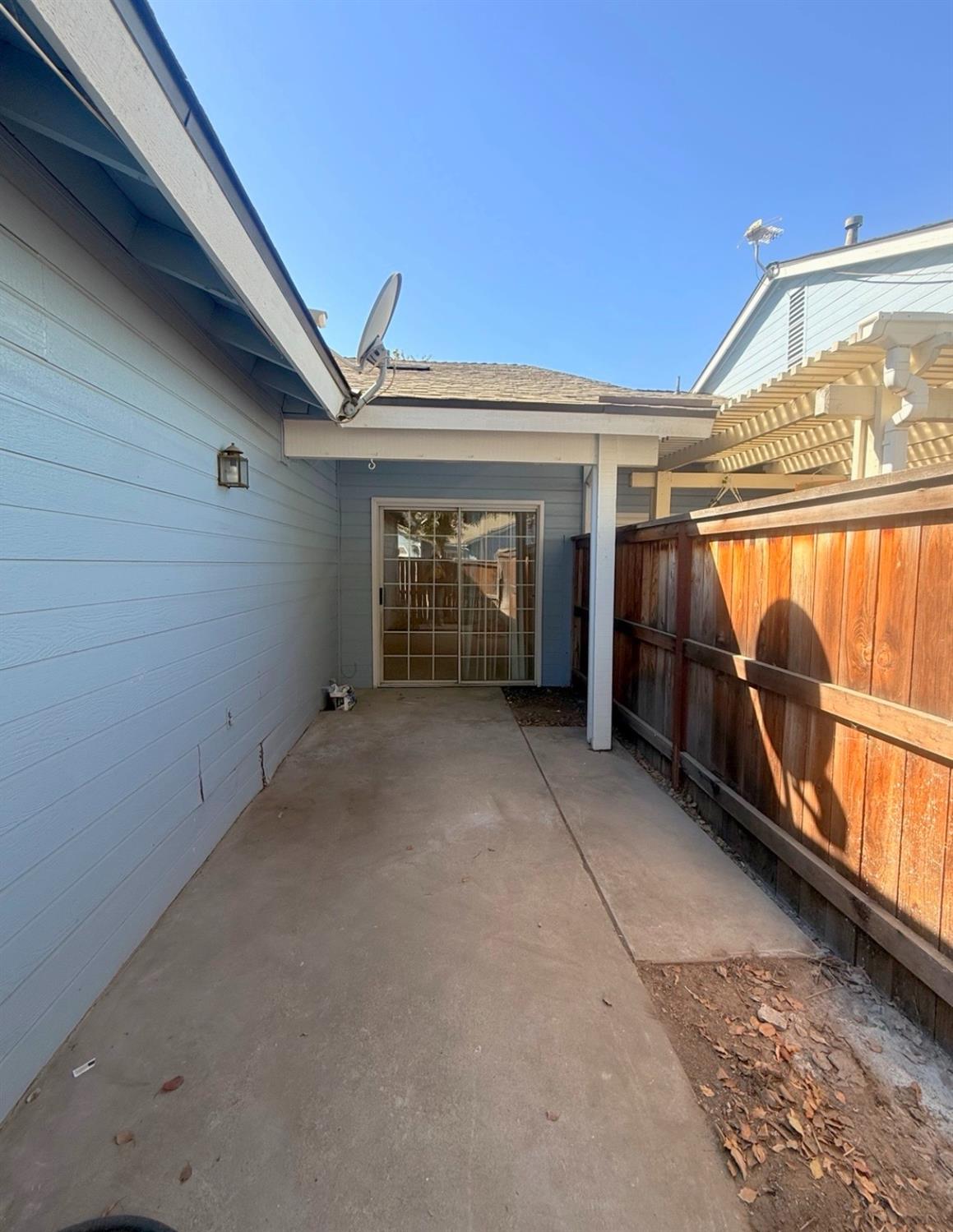 1584 Mayflower Way, Clovis, CA 93612