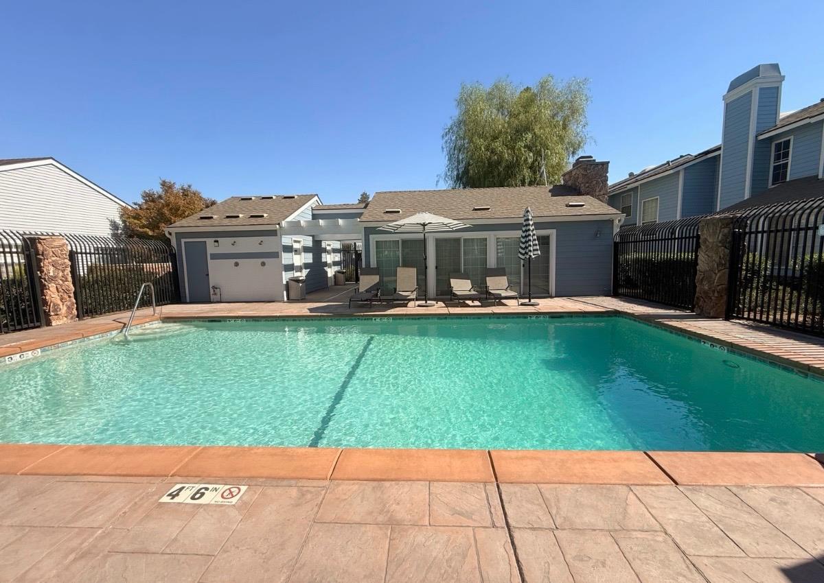 1584 Mayflower Way, Clovis, CA 93612