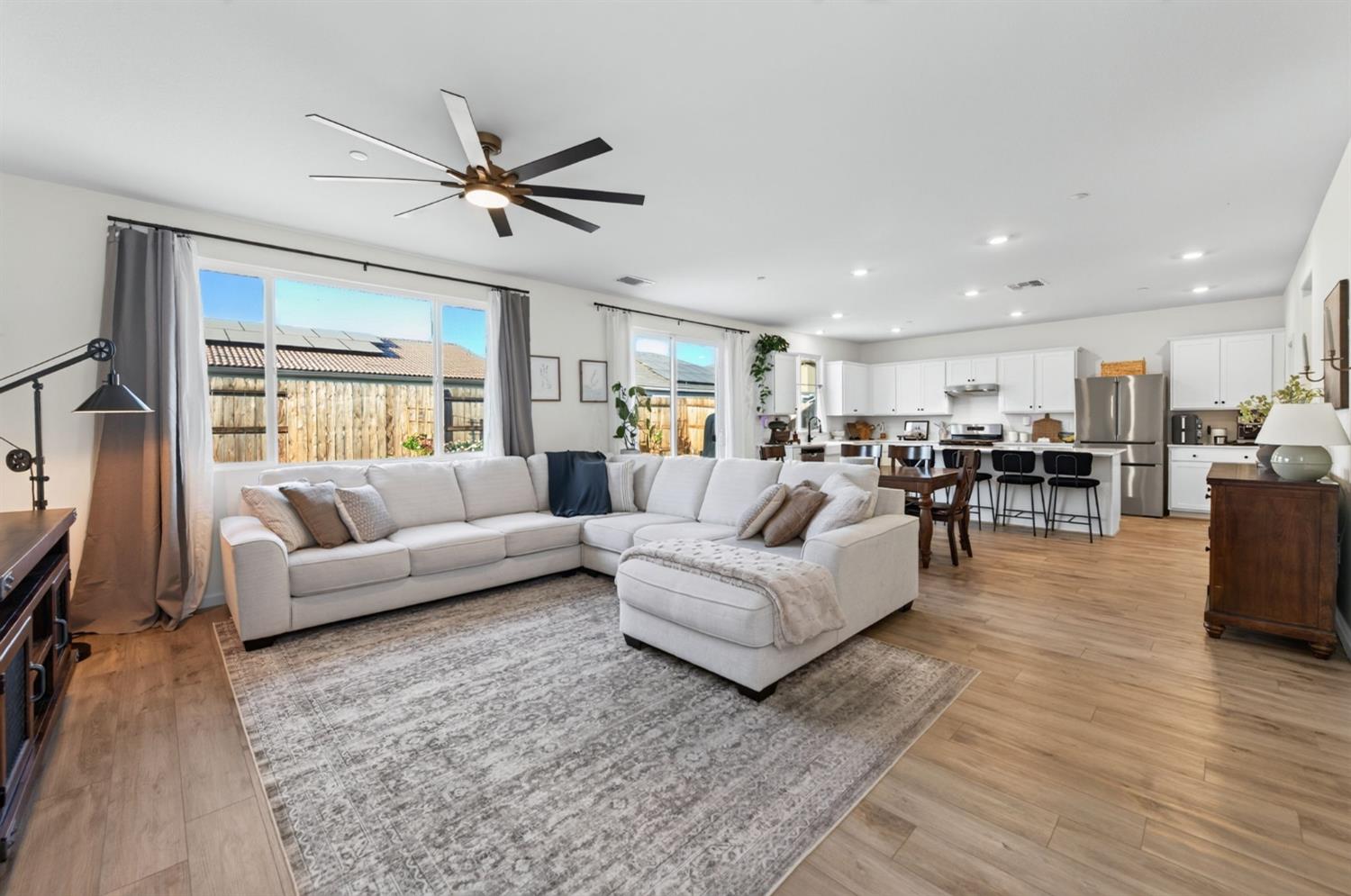 4719 Bellaire Ave, Clovis, CA 93619