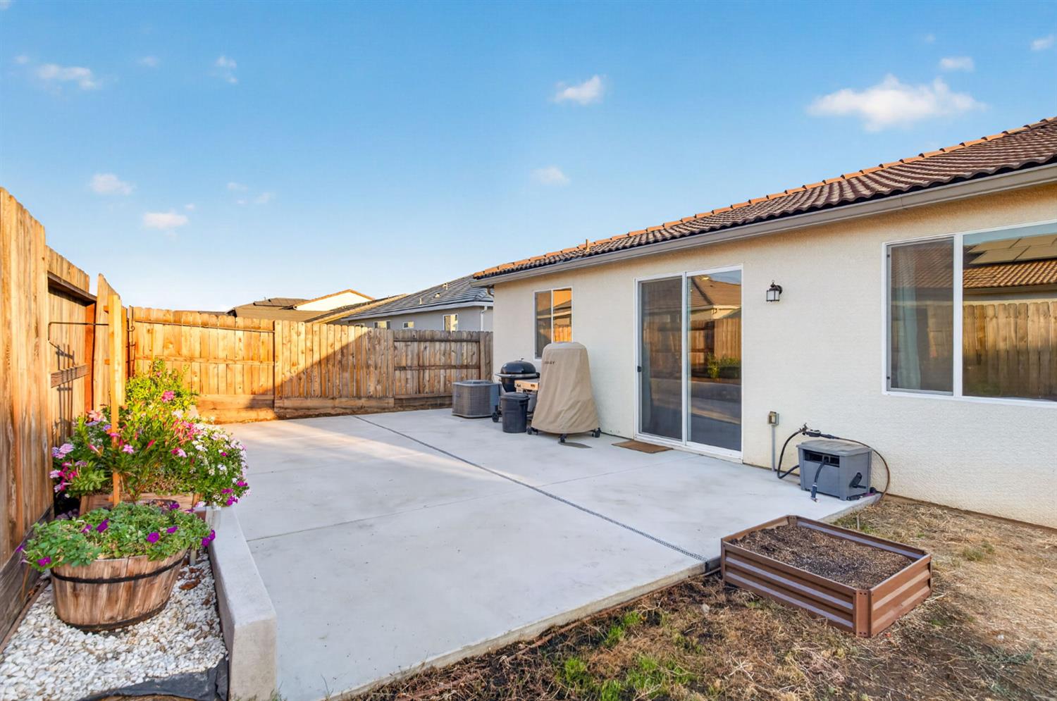 4719 Bellaire Ave, Clovis, CA 93619