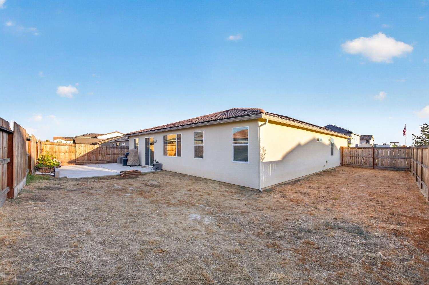 4719 Bellaire Ave, Clovis, CA 93619