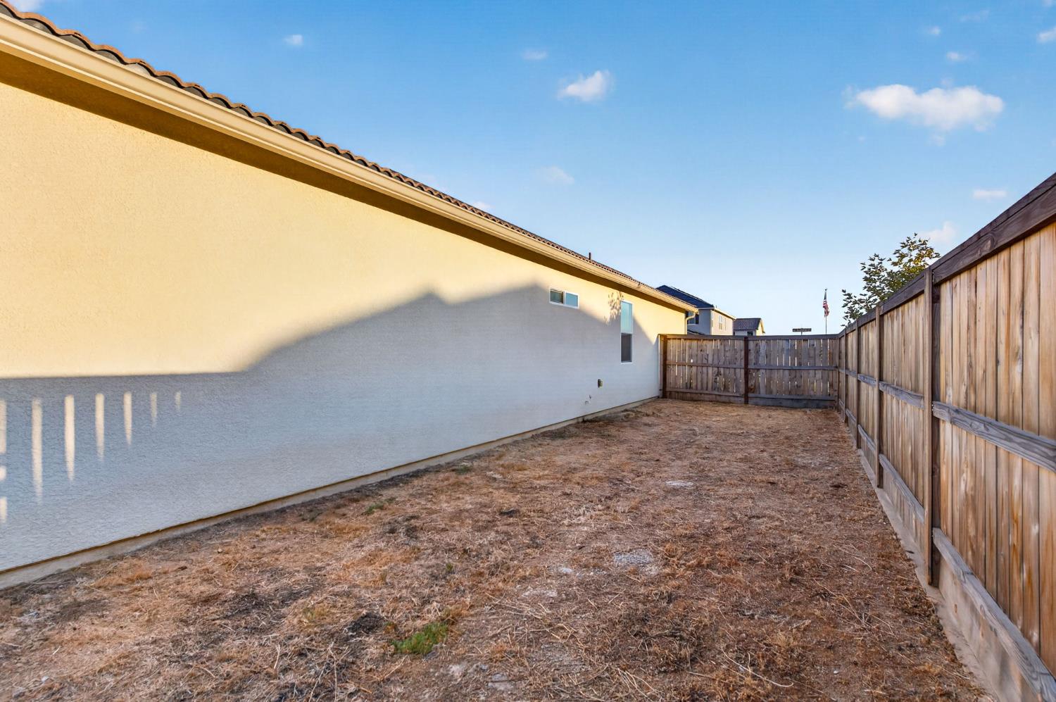 4719 Bellaire Ave, Clovis, CA 93619