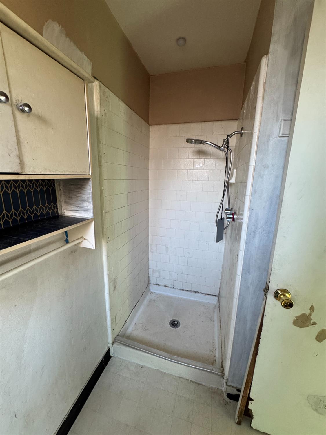 107 W Richert Ave, Clovis, CA 93612