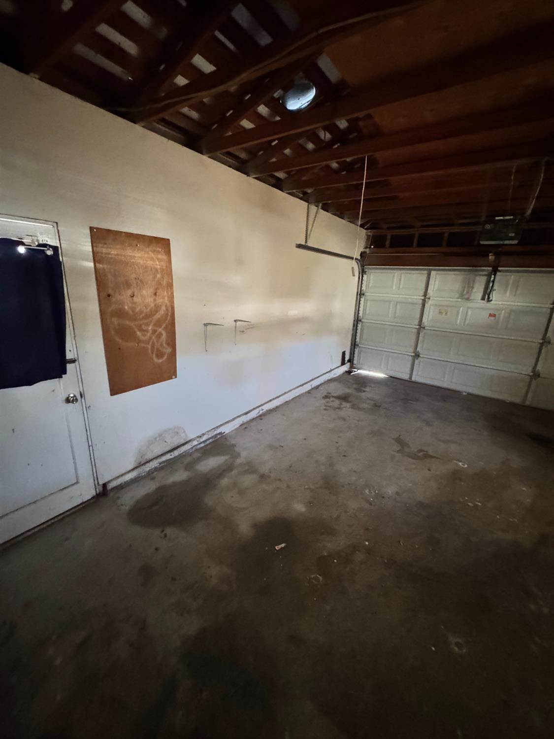 107 W Richert Ave, Clovis, CA 93612