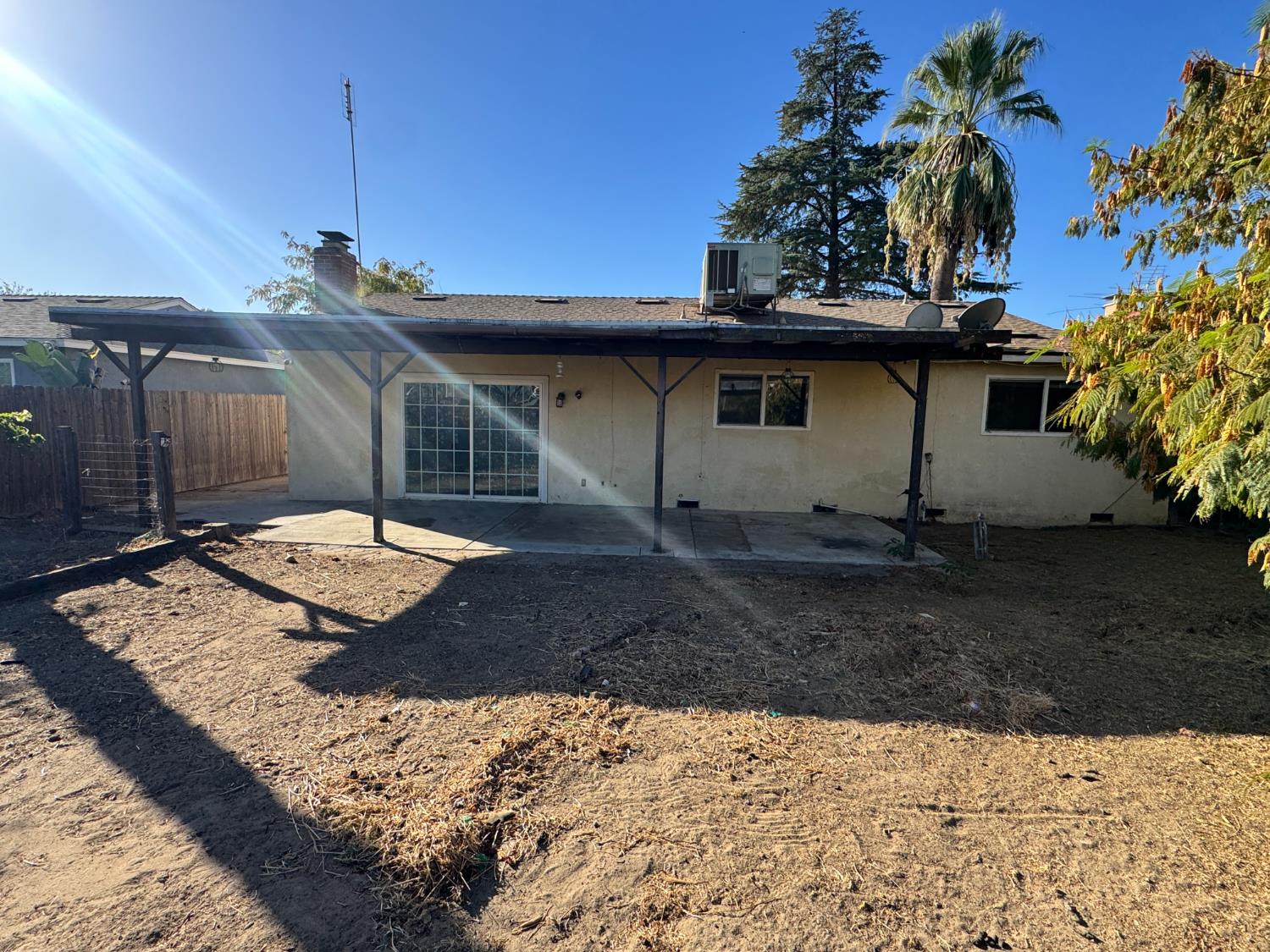 107 W Richert Ave, Clovis, CA 93612