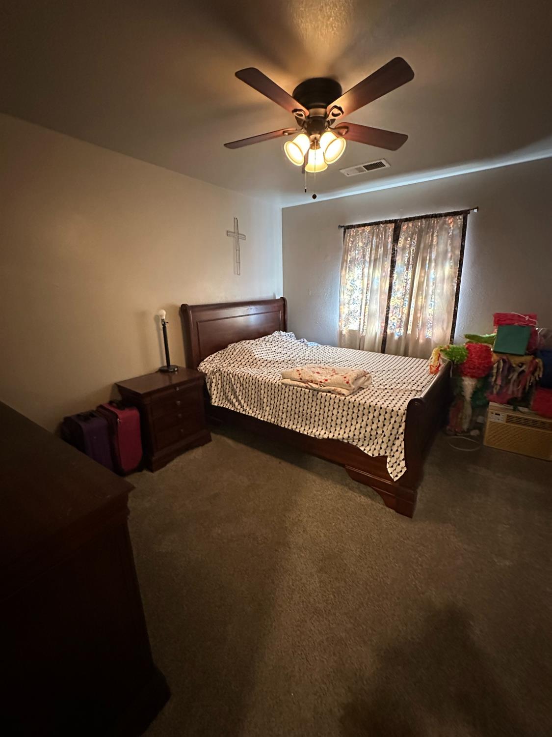 1134 E Princeton Ave, Fresno, CA 93704