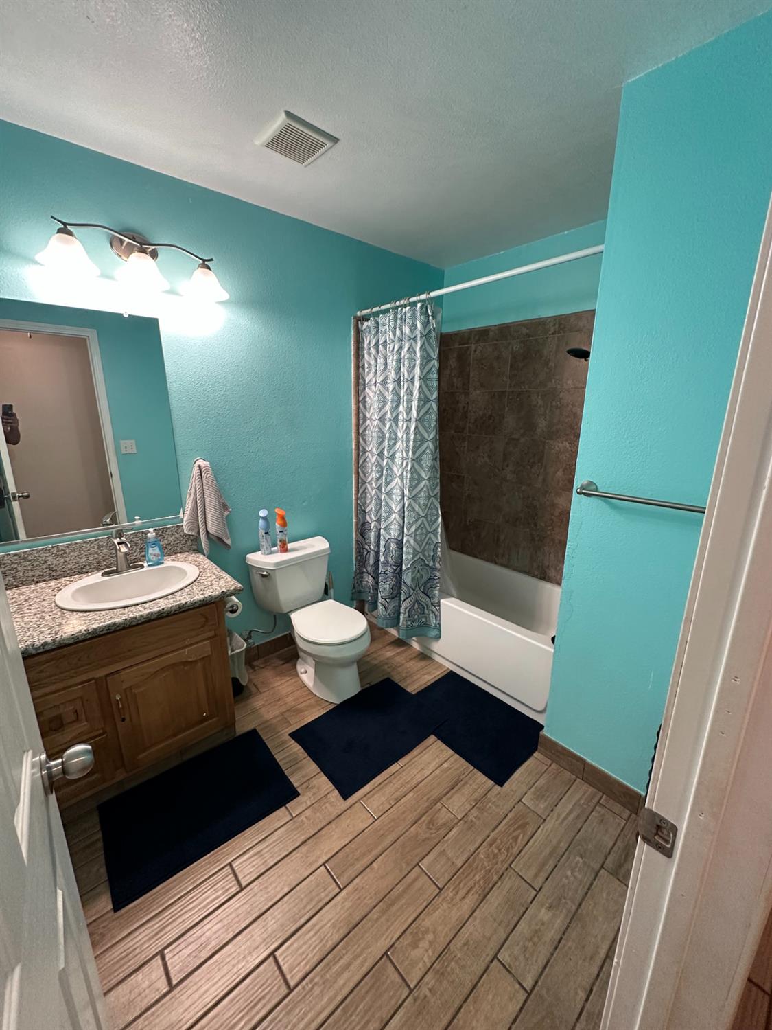 1134 E Princeton Ave, Fresno, CA 93704