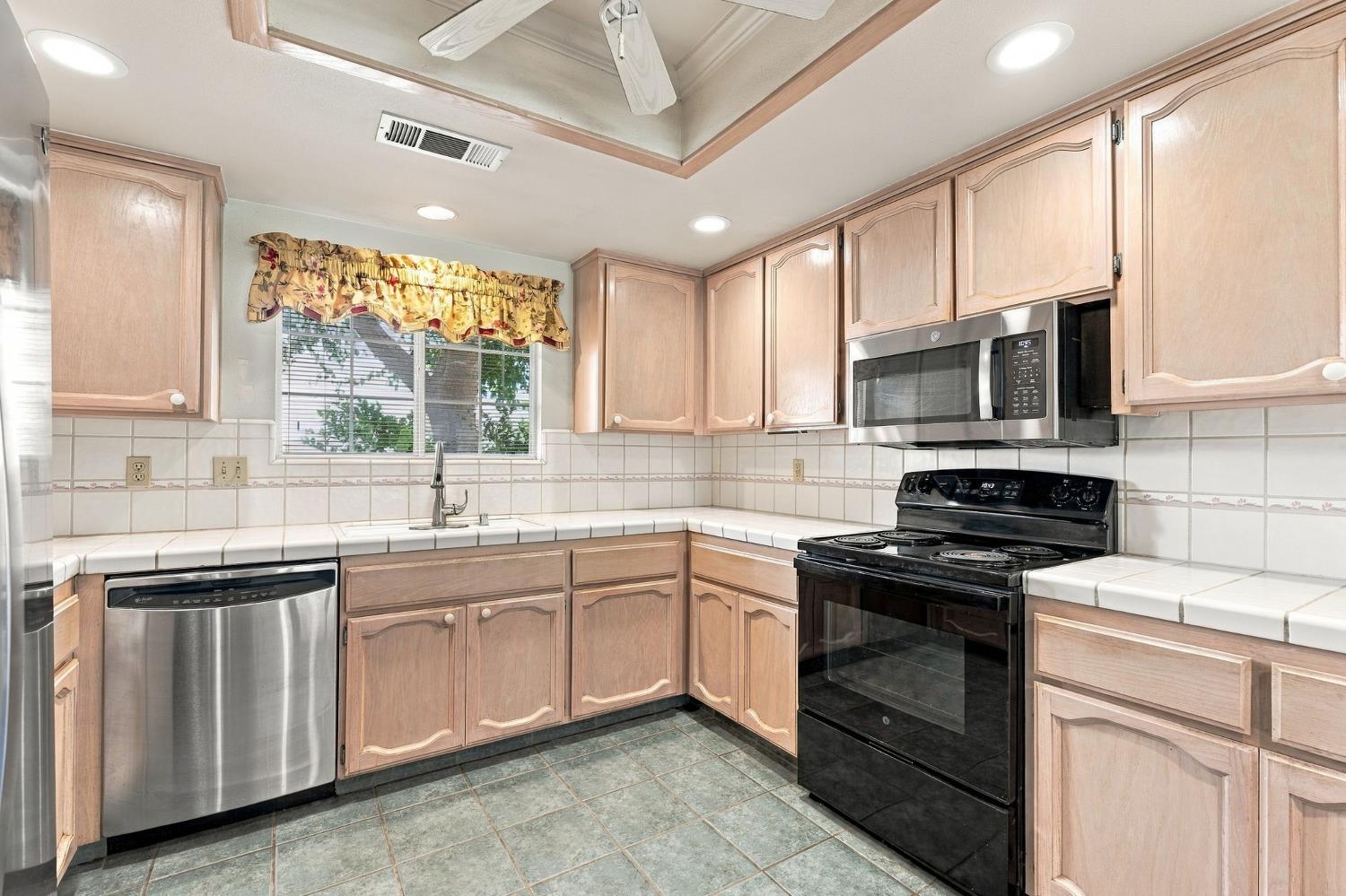 36971 Marciel Ave, Madera, CA 93636