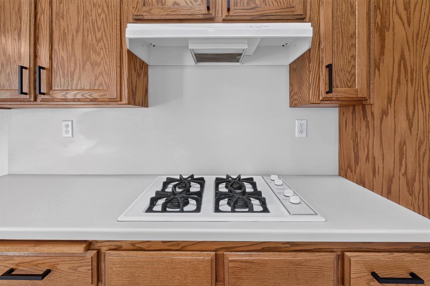 2405 E Shea Dr, Fresno, CA 93720