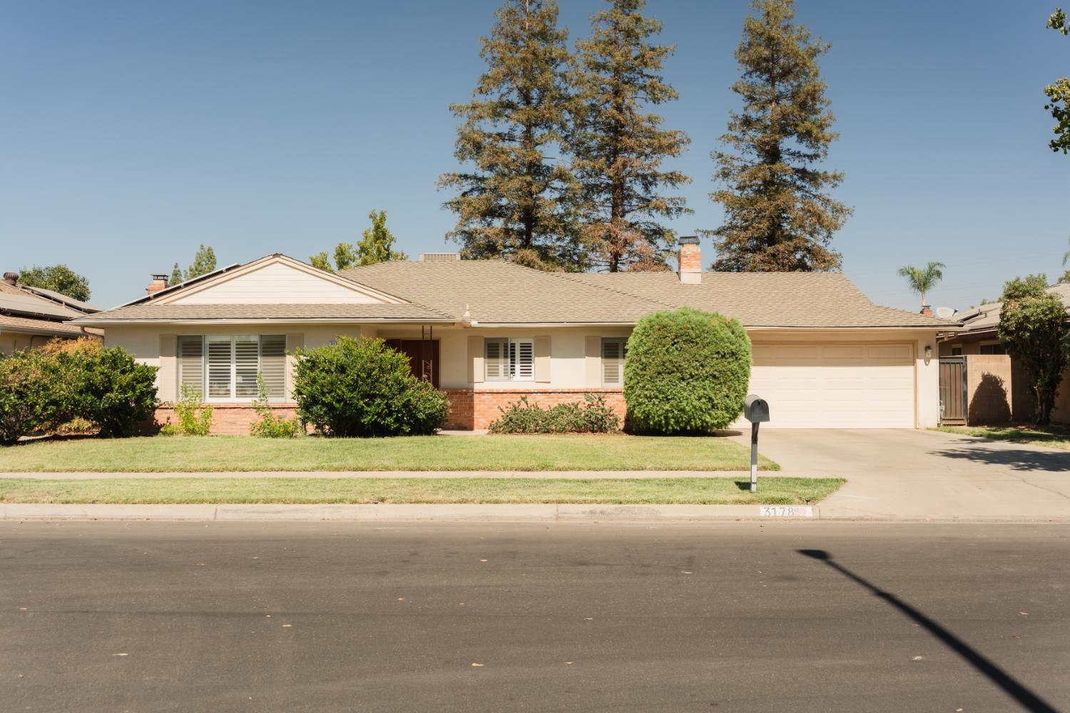 3178 W Gettysburg Ave, Fresno, CA 93722