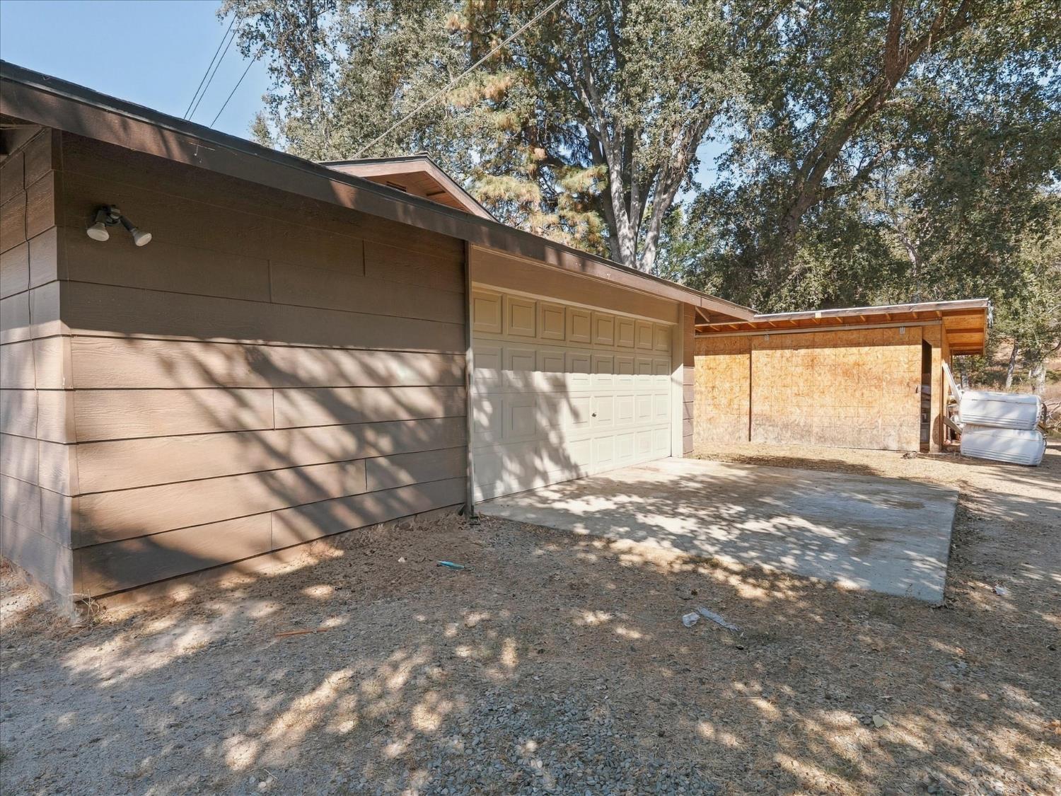 49672 Rocky Cut Rd, Oakhurst, CA 93644