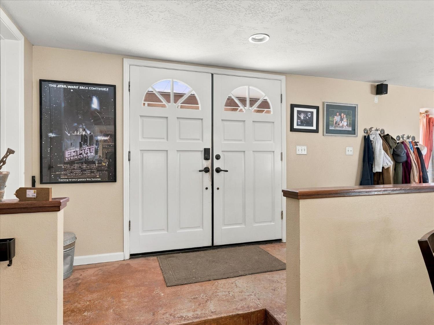 49672 Rocky Cut Rd, Oakhurst, CA 93644