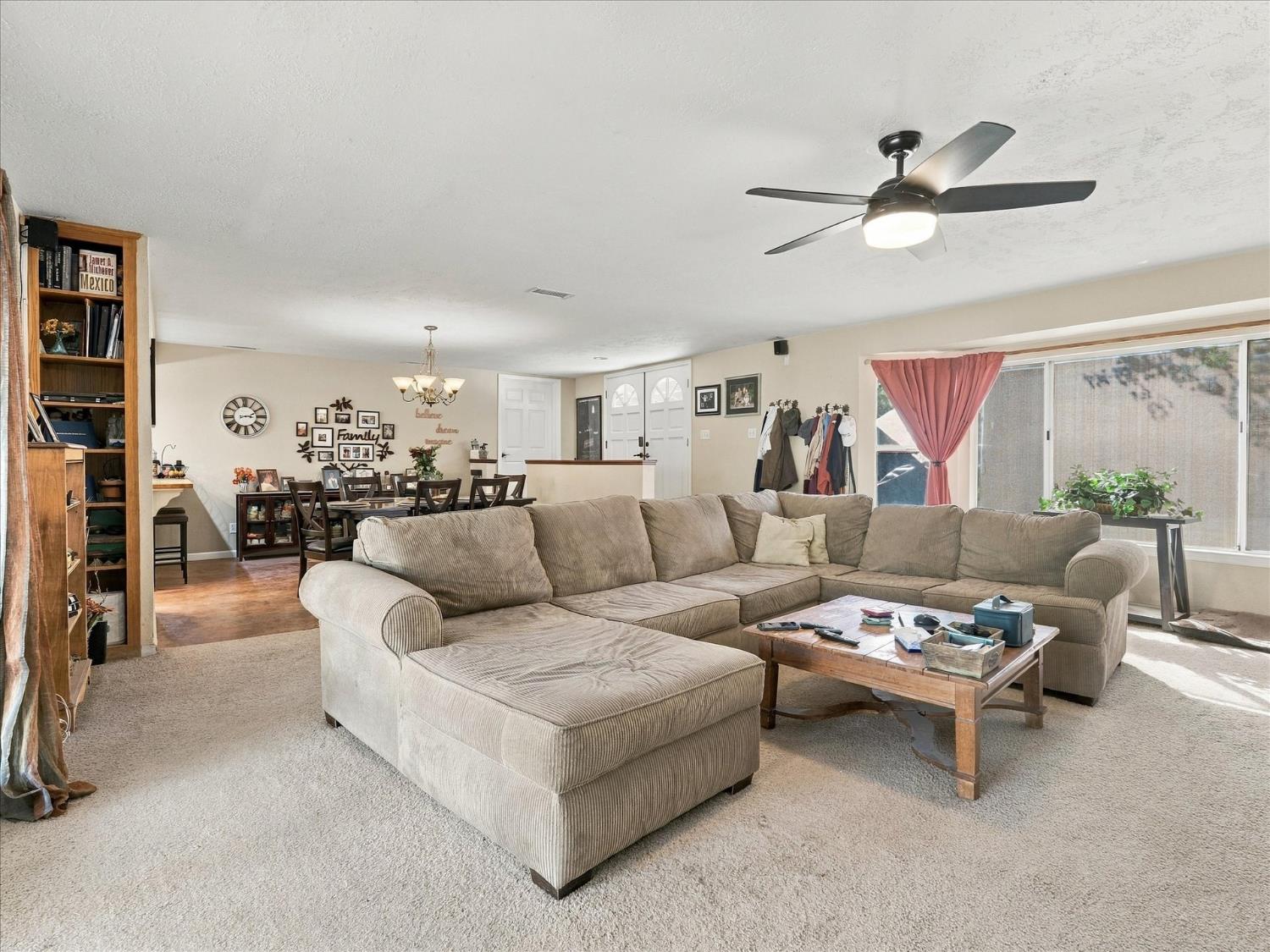 49672 Rocky Cut Rd, Oakhurst, CA 93644