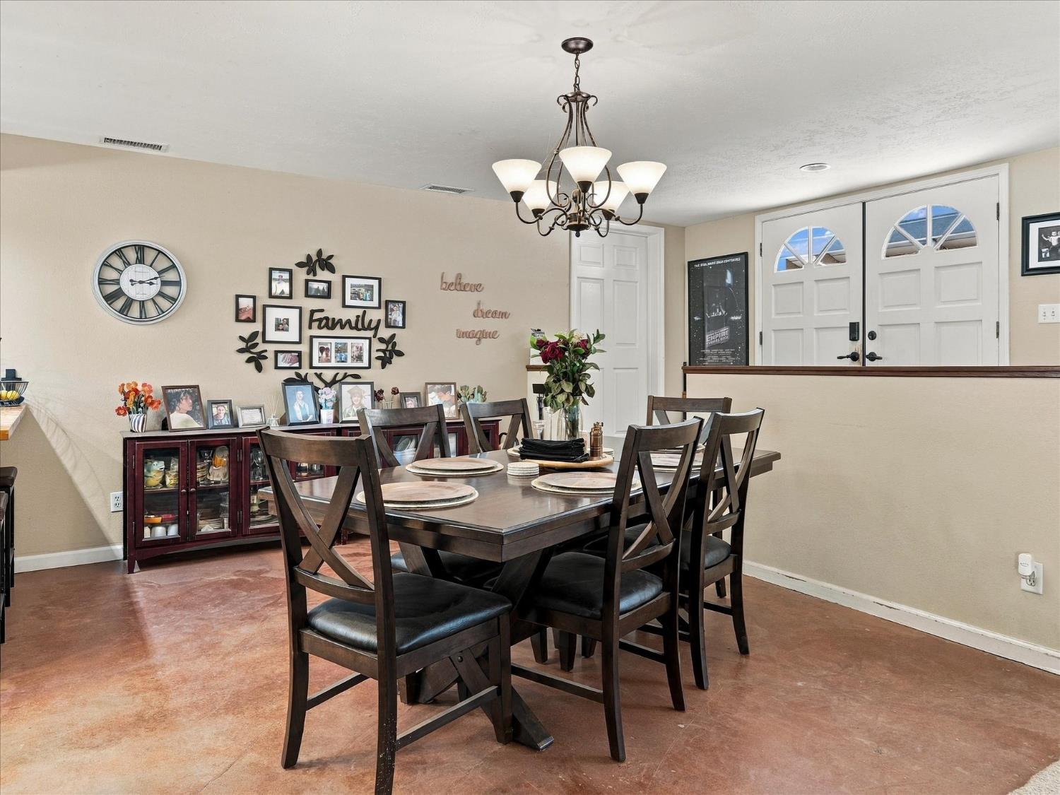 49672 Rocky Cut Rd, Oakhurst, CA 93644