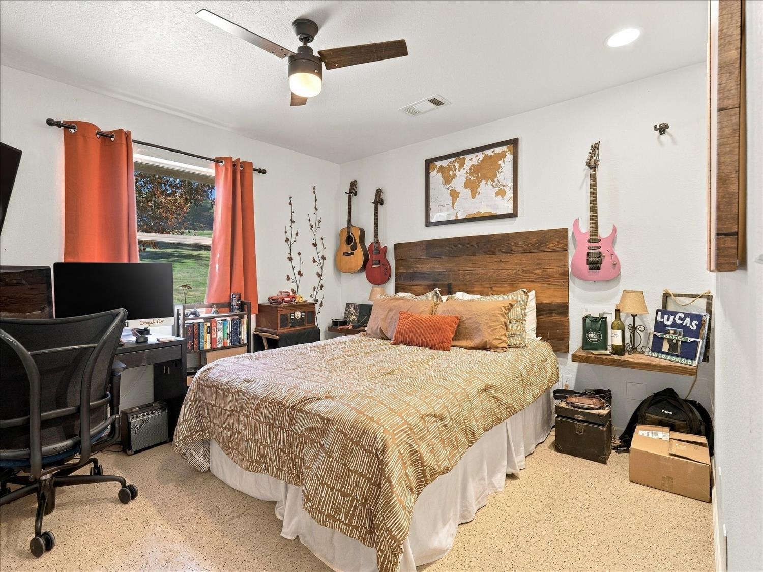 49672 Rocky Cut Rd, Oakhurst, CA 93644