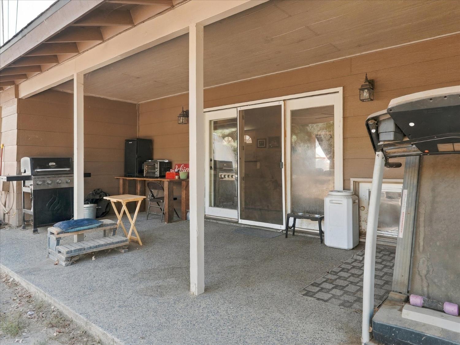 49672 Rocky Cut Rd, Oakhurst, CA 93644