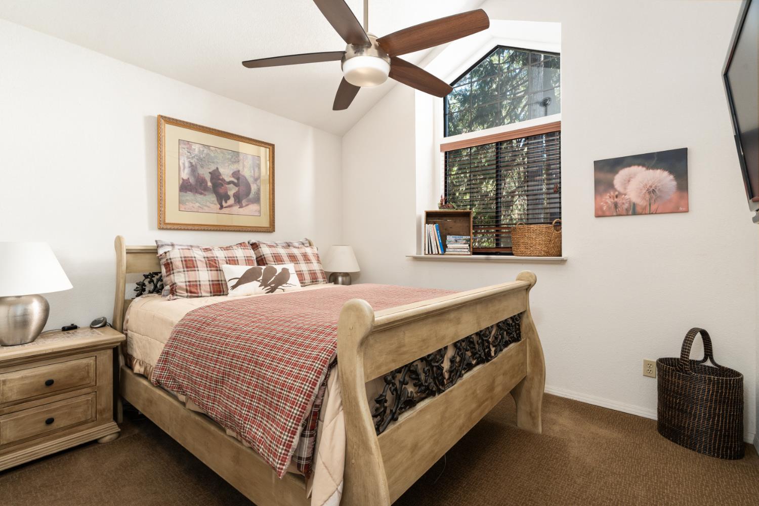 40735 Silver Tip Lane, Shaver Lake, CA 93664