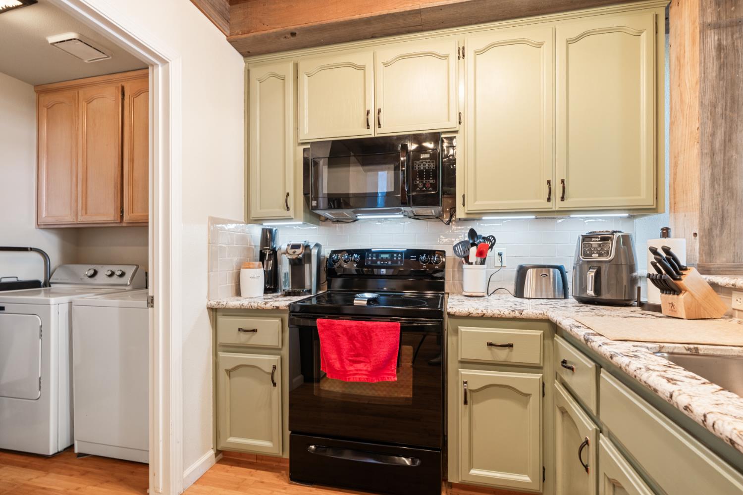 40735 Silver Tip Lane, Shaver Lake, CA 93664