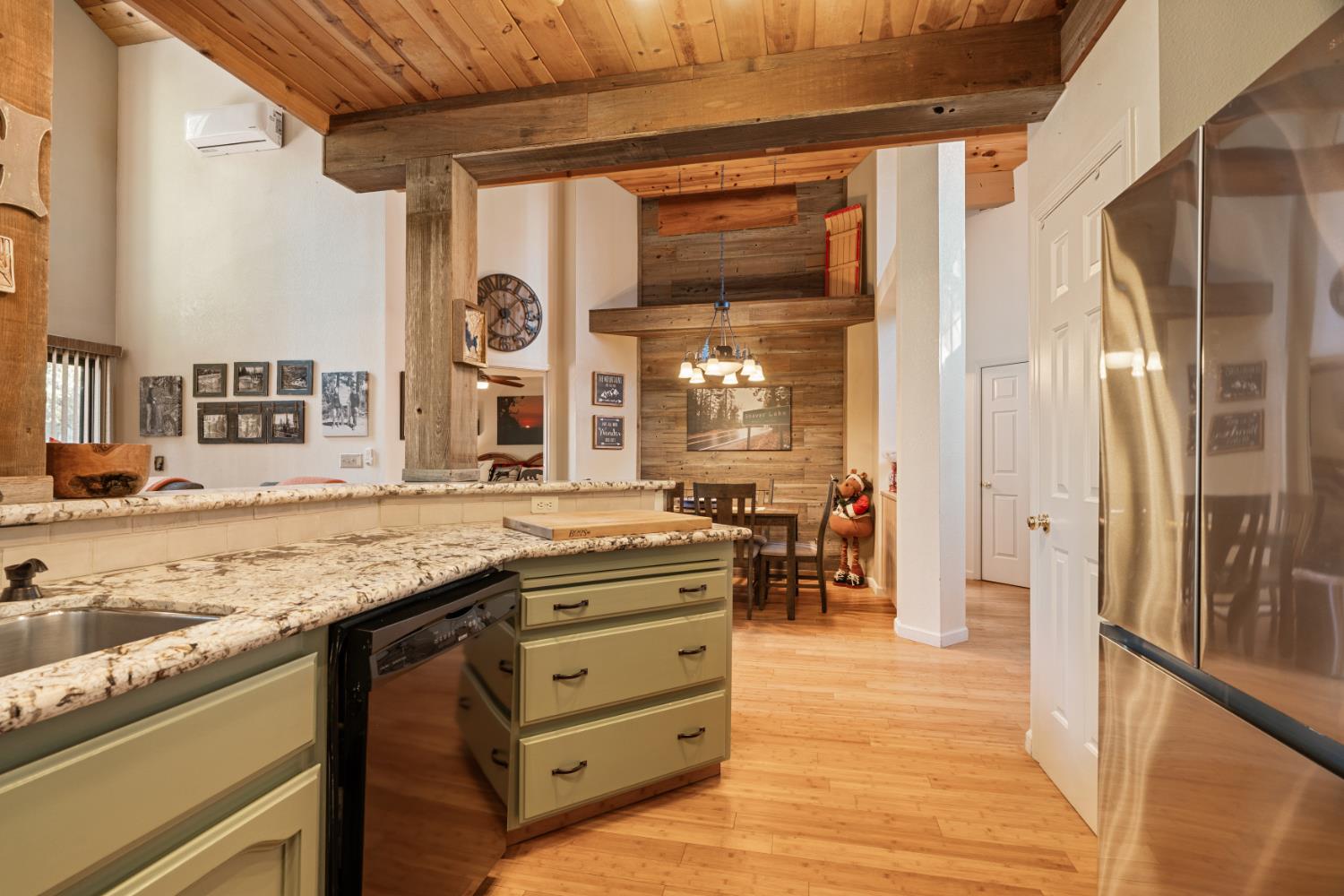 40735 Silver Tip Lane, Shaver Lake, CA 93664