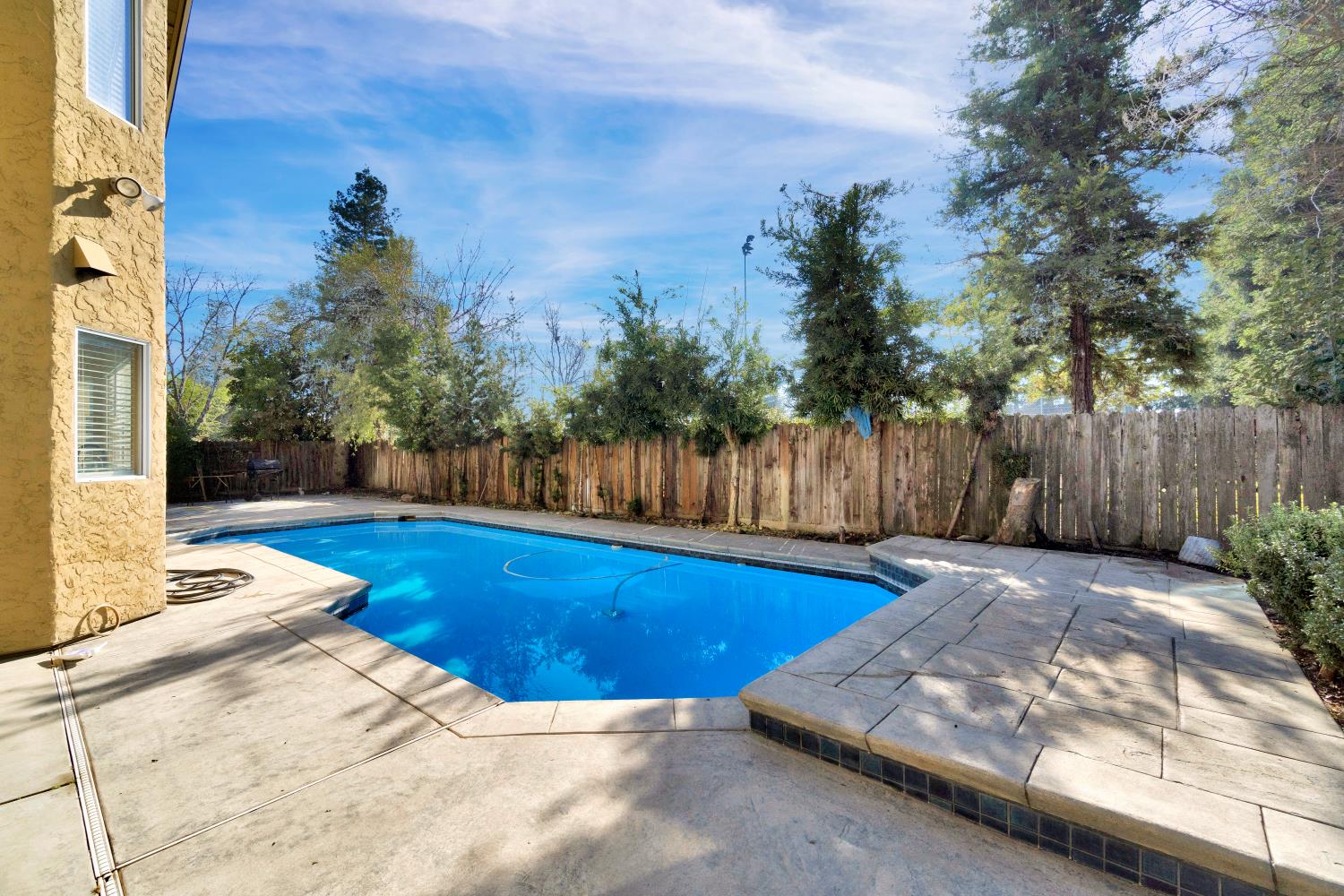 2034 Wrenwood Ave, Clovis, CA 93611