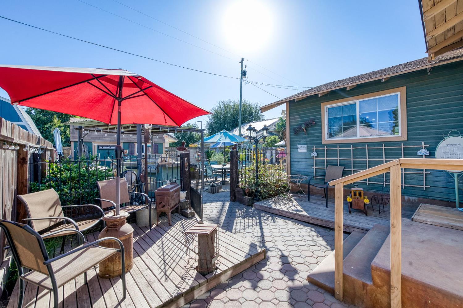 214 5th, Clovis, CA 93612