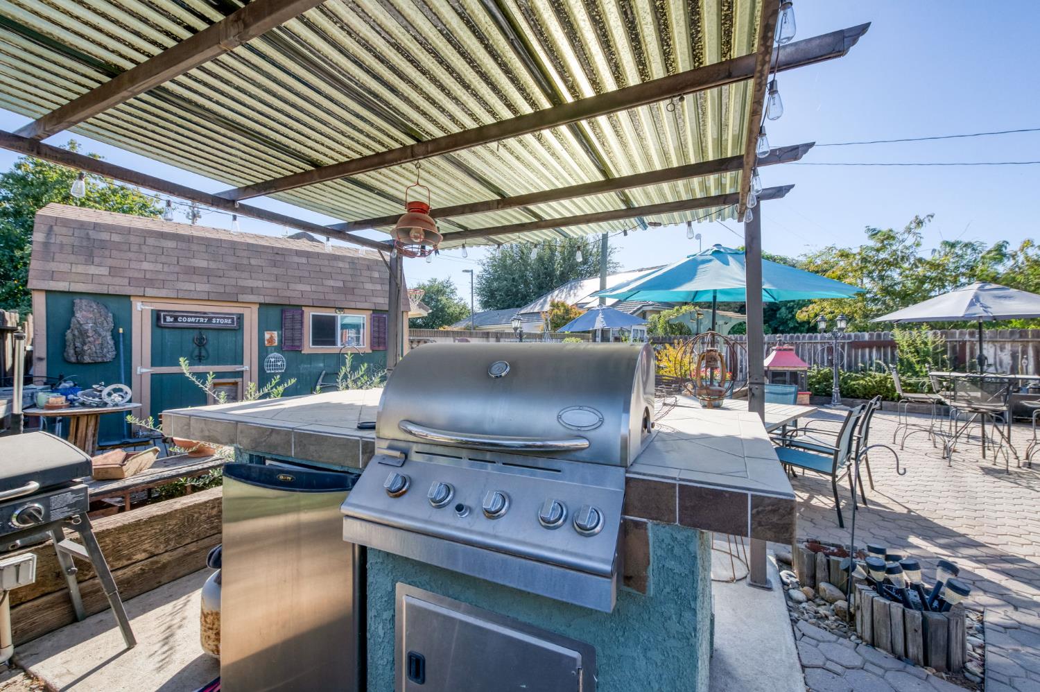 214 5th, Clovis, CA 93612