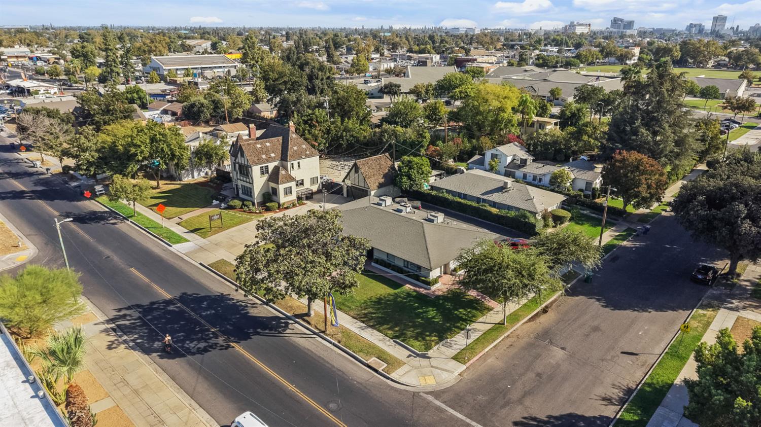 1502 1520 E Olive, Fresno, CA 93728