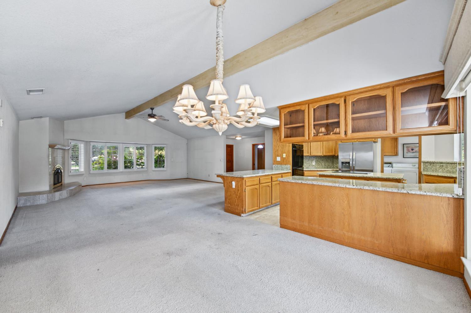 6793 E Cambridge Ave, Fresno, CA 93727