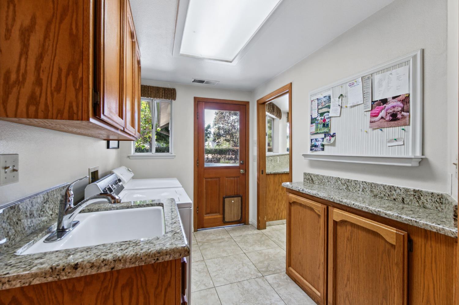 6793 E Cambridge Ave, Fresno, CA 93727