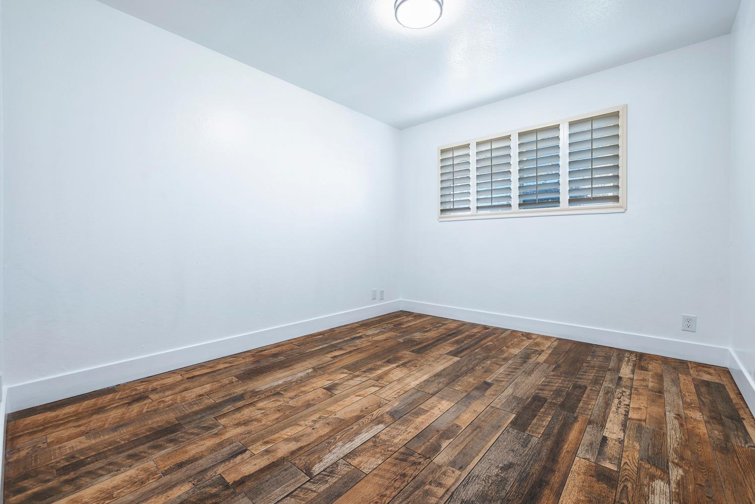 3095 W Bellaire Way, Fresno, CA 93722