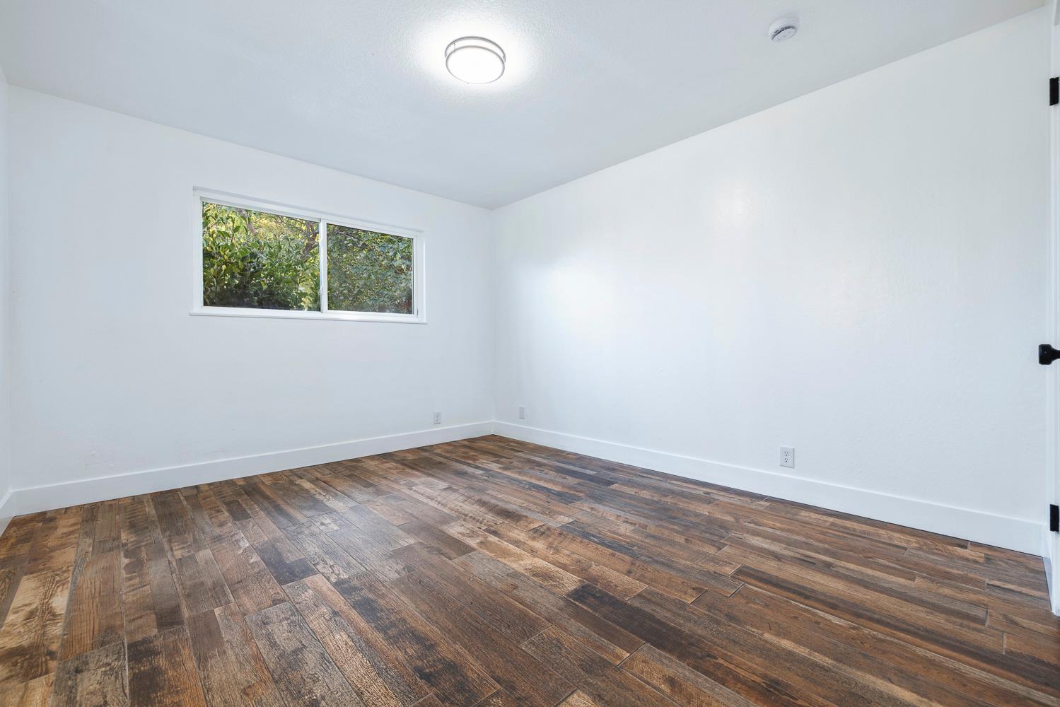 3095 W Bellaire Way, Fresno, CA 93722