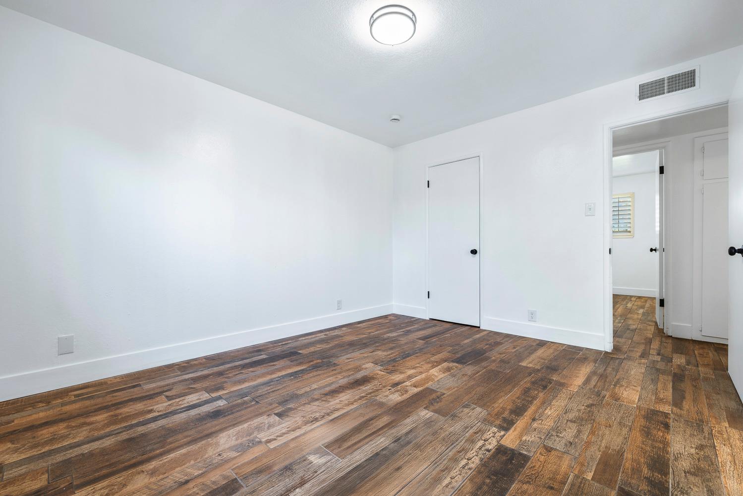 3095 W Bellaire Way, Fresno, CA 93722