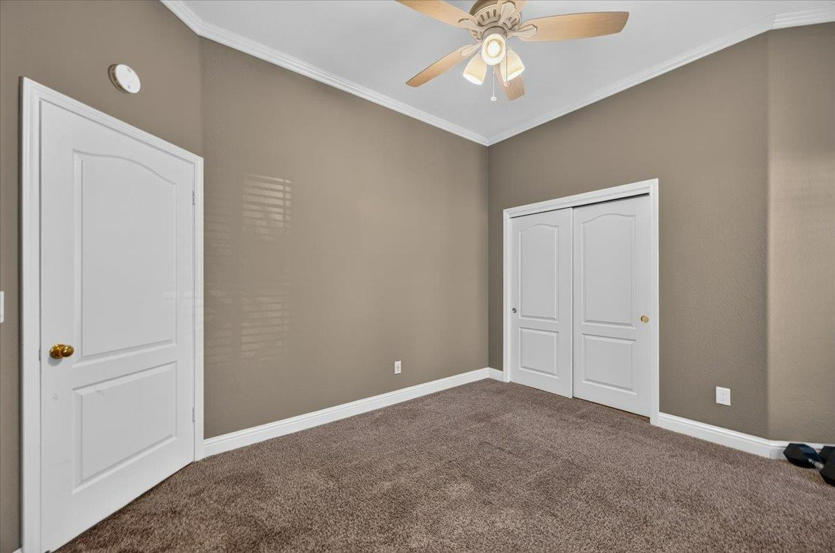 7542 N Wolters Ave, Fresno, CA 93720
