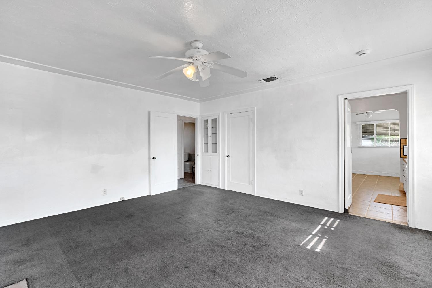 1803 Mayfair Drive East, Fresno, CA 93703