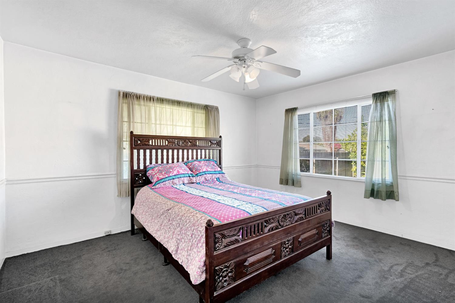 1803 Mayfair Drive East, Fresno, CA 93703