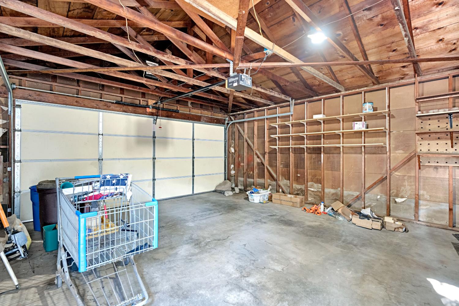 1803 Mayfair Drive East, Fresno, CA 93703