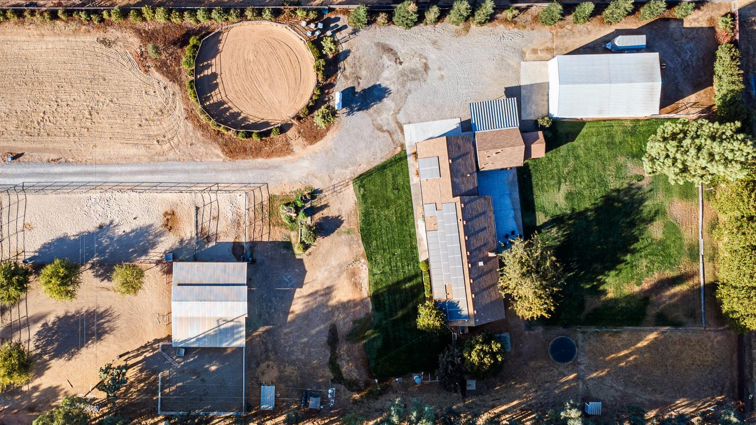 6880 N Maine Ave, Clovis, CA 93619