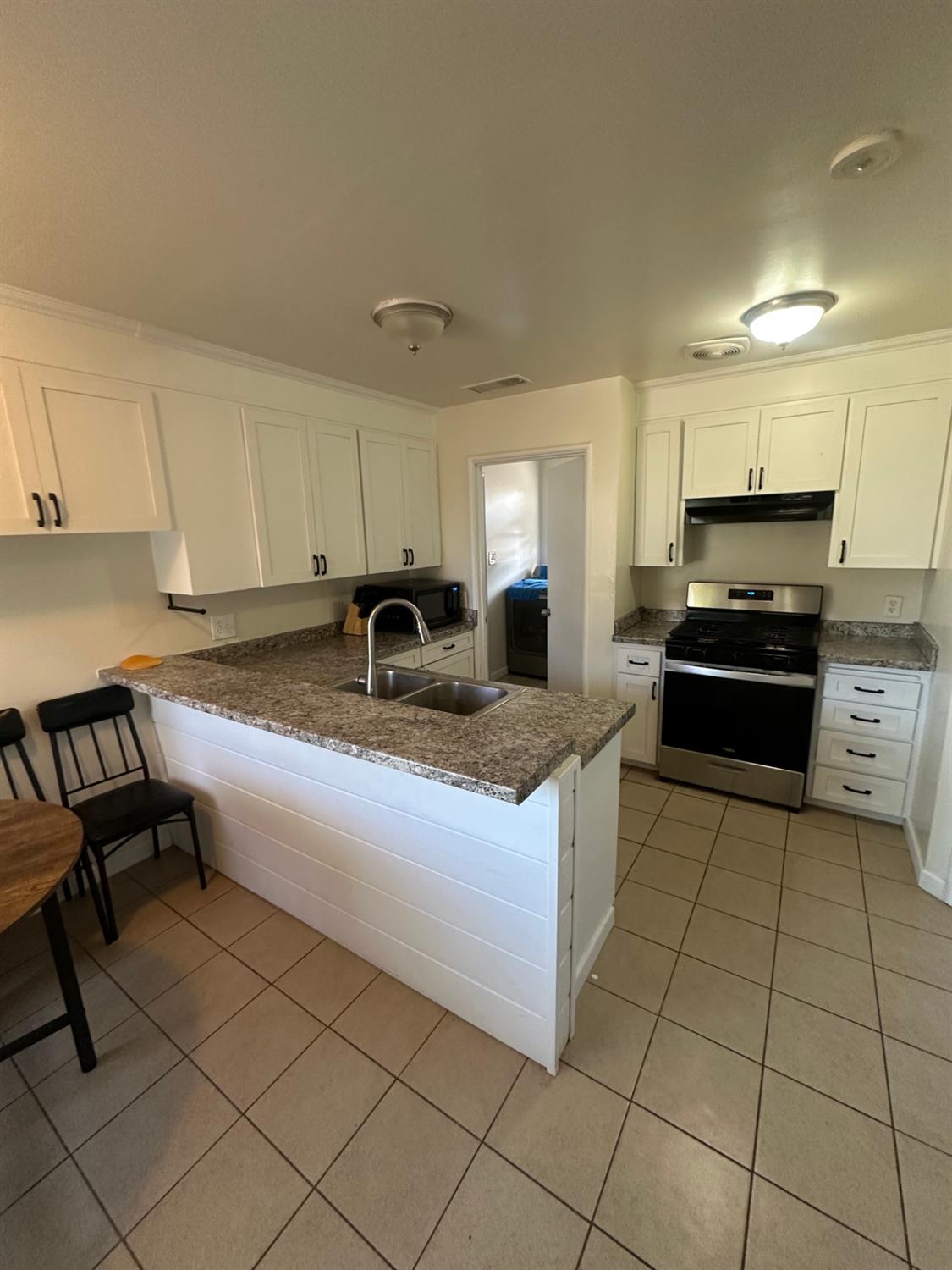 507 E San Jose, Fresno, CA 93710