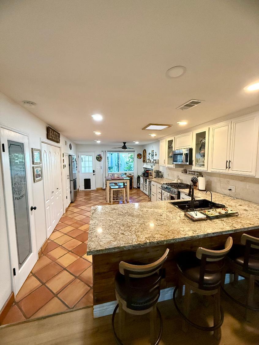 4902 N Sequoia Dr #104, Fresno, CA 93705