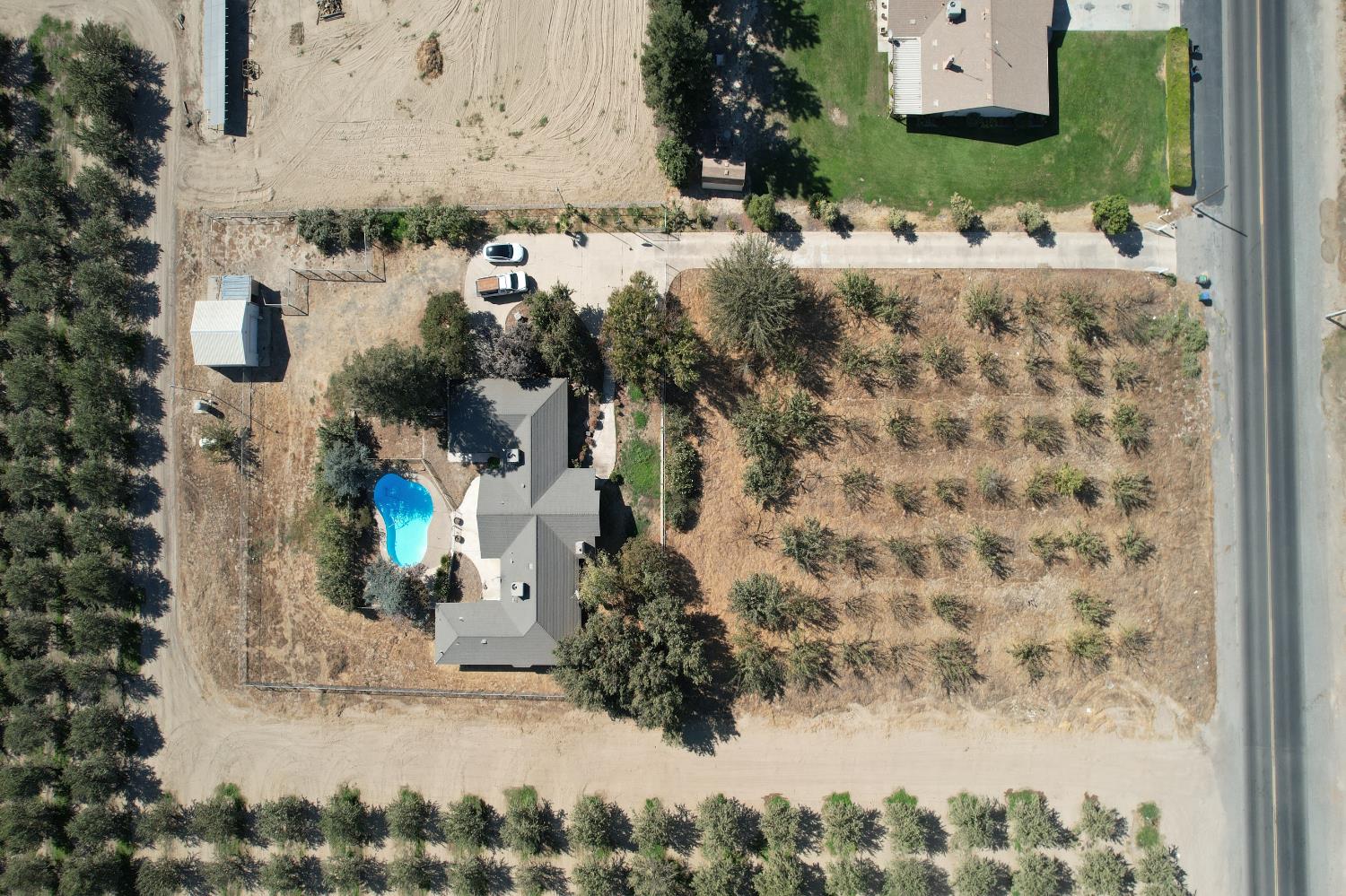 897 W Lincoln Ave, Fresno, CA 93706