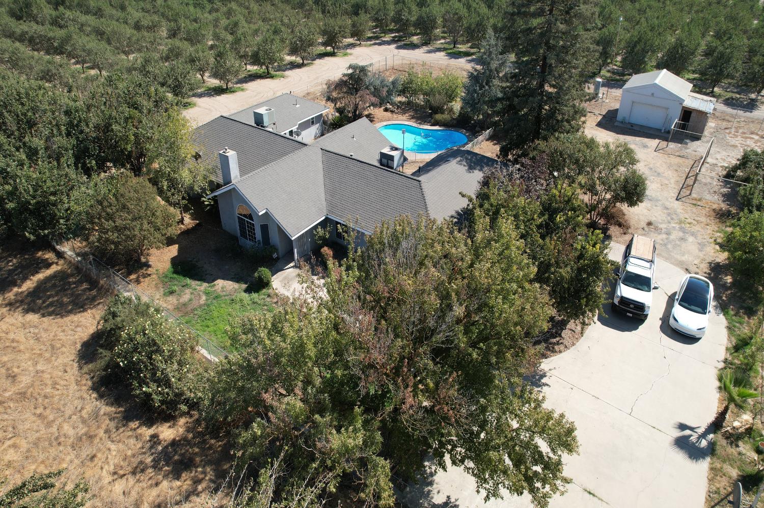 897 W Lincoln Ave, Fresno, CA 93706
