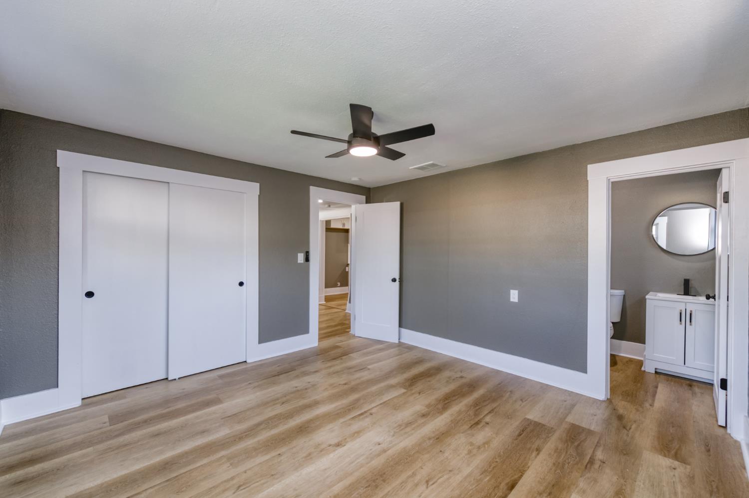 627 E McKinley Ave, Fresno, CA 93728