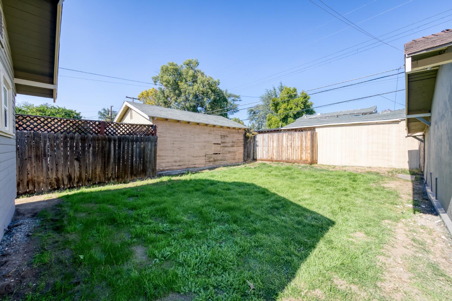 627 E McKinley Ave, Fresno, CA 93728