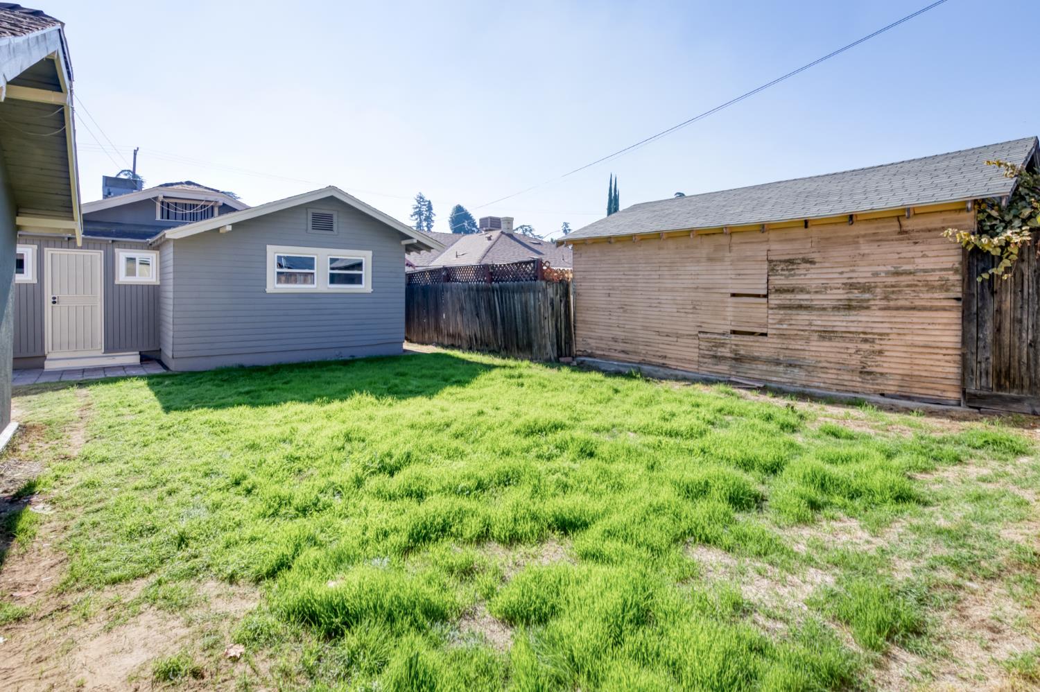 627 E McKinley Ave, Fresno, CA 93728