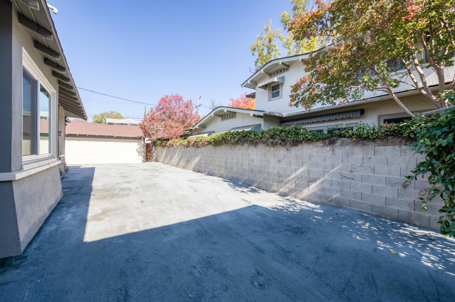 627 E McKinley Ave, Fresno, CA 93728
