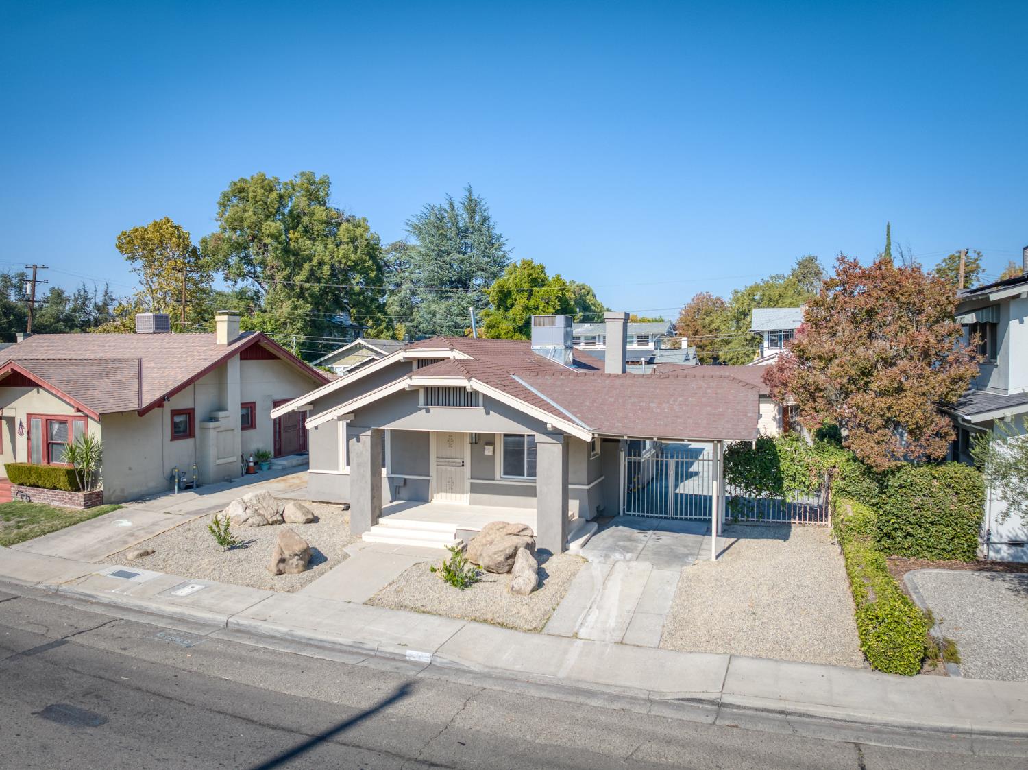 627 E McKinley Ave, Fresno, CA 93728
