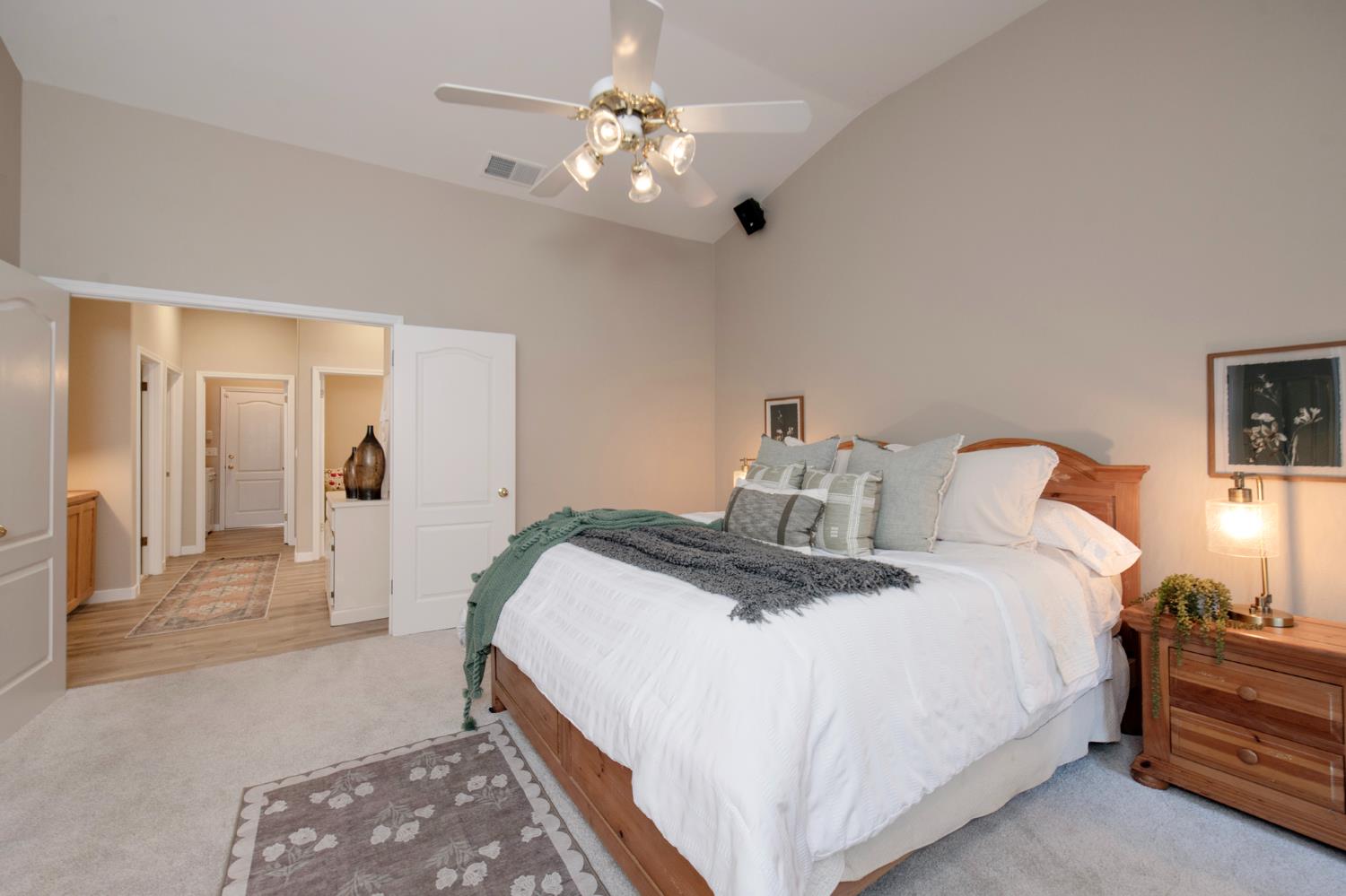 2310 E Desert Island Dr, Fresno, CA 93730