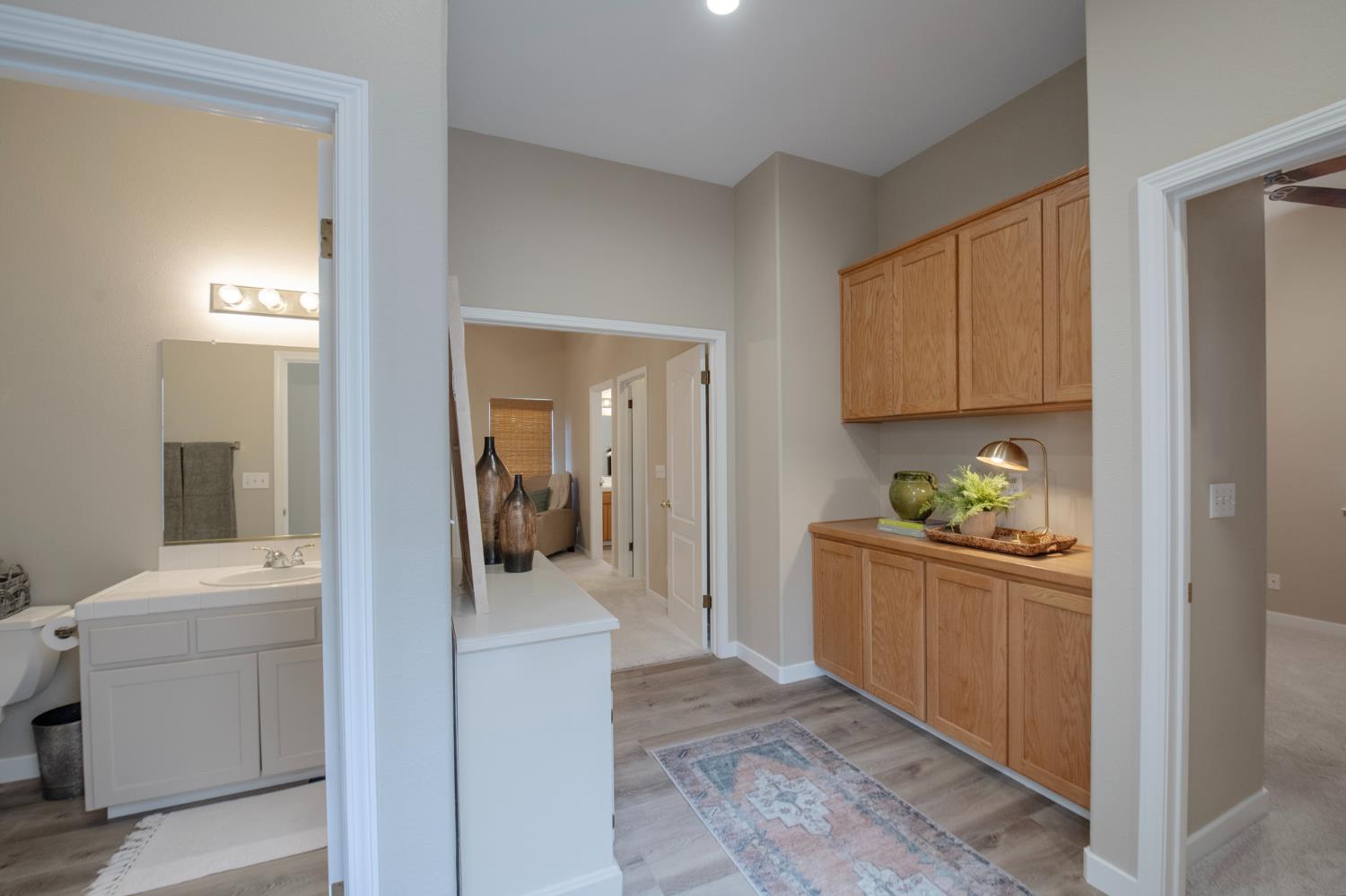 2310 E Desert Island Dr, Fresno, CA 93730